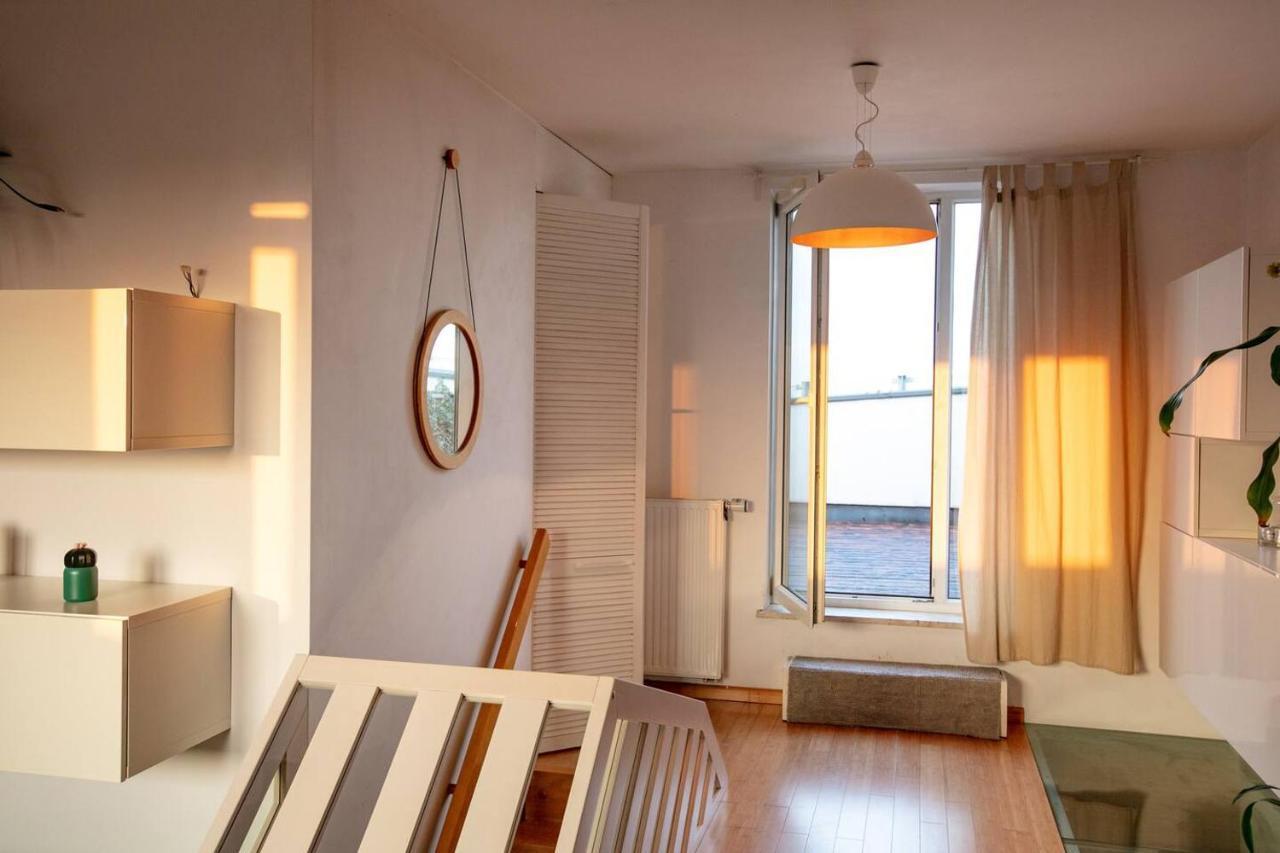 Dwupoziomowy, Rodzinny Apartament. Ochrona, Garaz. Варшава Екстер'єр фото