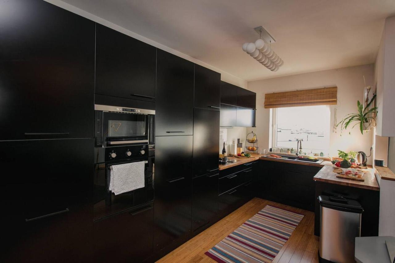 Dwupoziomowy, Rodzinny Apartament. Ochrona, Garaz. Варшава Екстер'єр фото